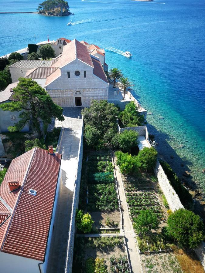 Family Friendly Apartments Island Rab Kampor Exterior photo