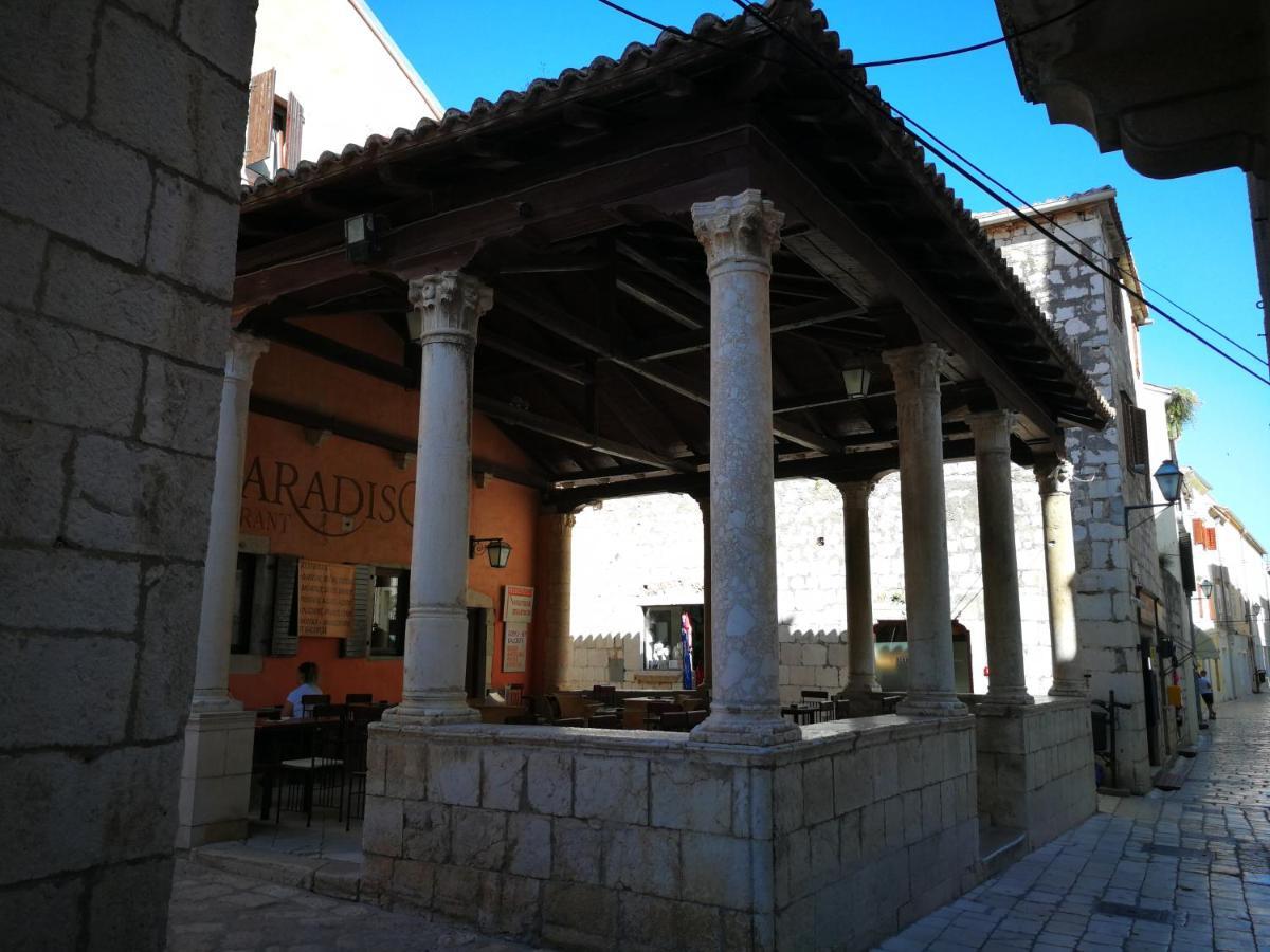 Family Friendly Apartments Island Rab Kampor Exterior photo